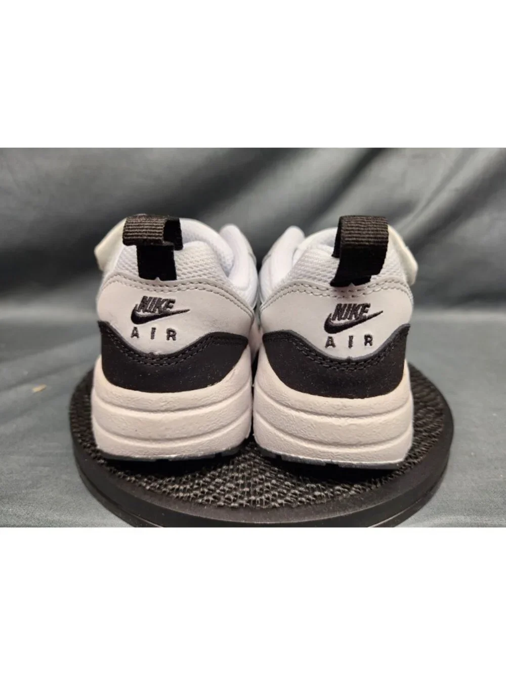 Nike Toddlers Air Max 1 Easyon (PS) Sneakers White/Gray Black Size 5 NEW IN BOX!